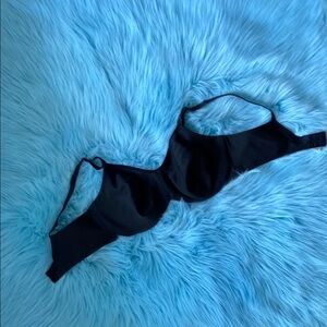 Wacoal black bra Size 38DD